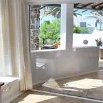 Loro Villa