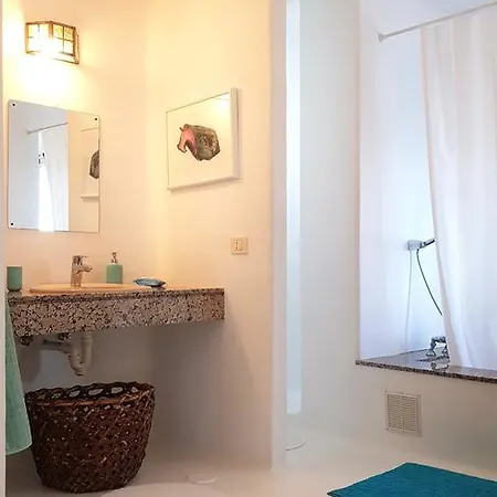 Loro Villa