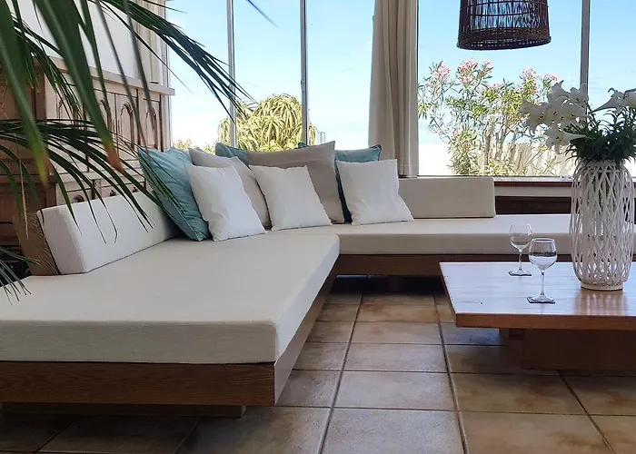 Villa Loro Playa Honda (Lanzarote)