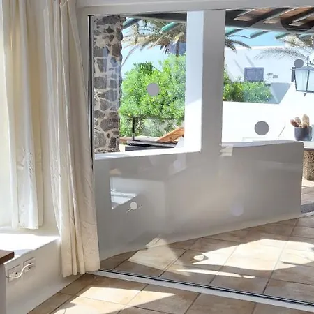 Loro Villa